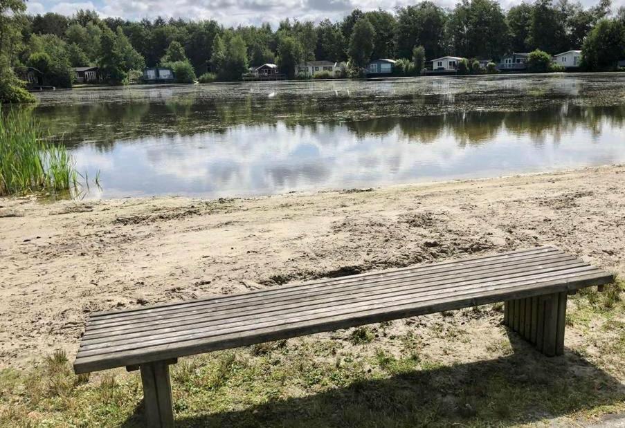 Landzicht Natuur Rust En Ruimte 奥斯特沃尔德 外观 照片